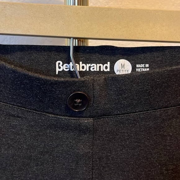 BETABRAND ~ Women’s Charcoal Dress Pant Yoga Pants Medium Petite - Picture 2 of 6